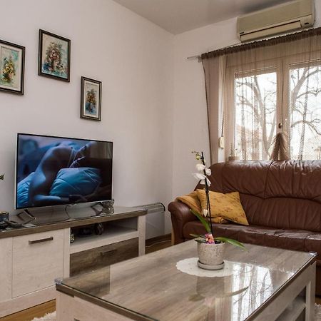 Central Place Trebin Dış mekan fotoğraf